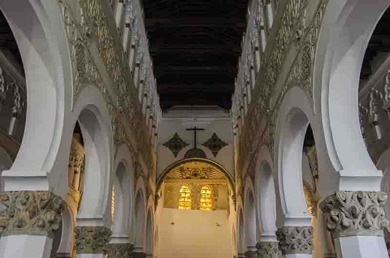 Toledo 086 - sinagoga Santa Maria la Blanca.jpg